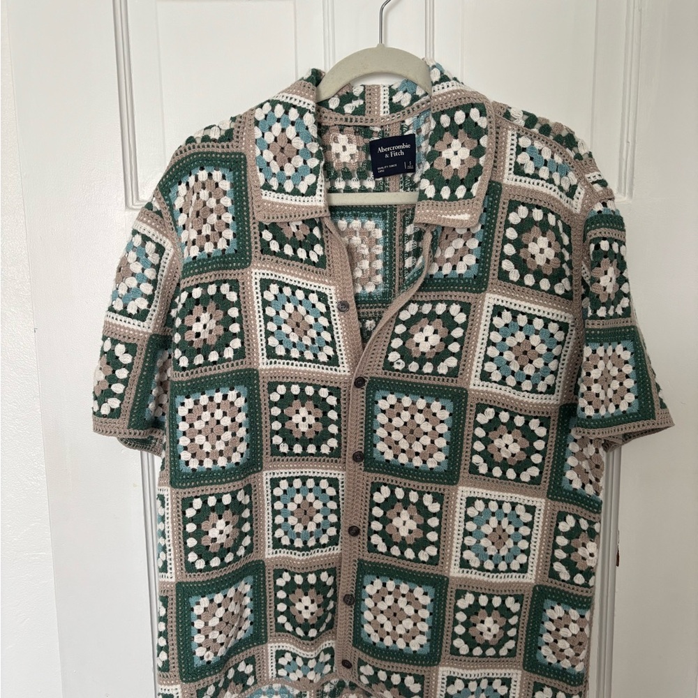 Abercrombie & Fitch Green and Cream Patterned Shirt